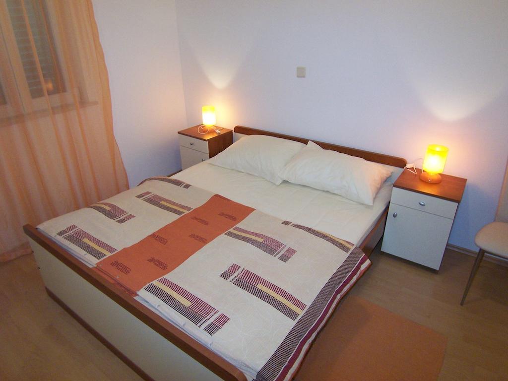Apartments Croatia Brac Supetar Exterior foto