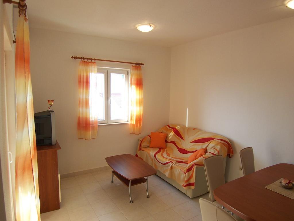 Apartments Croatia Brac Supetar Exterior foto